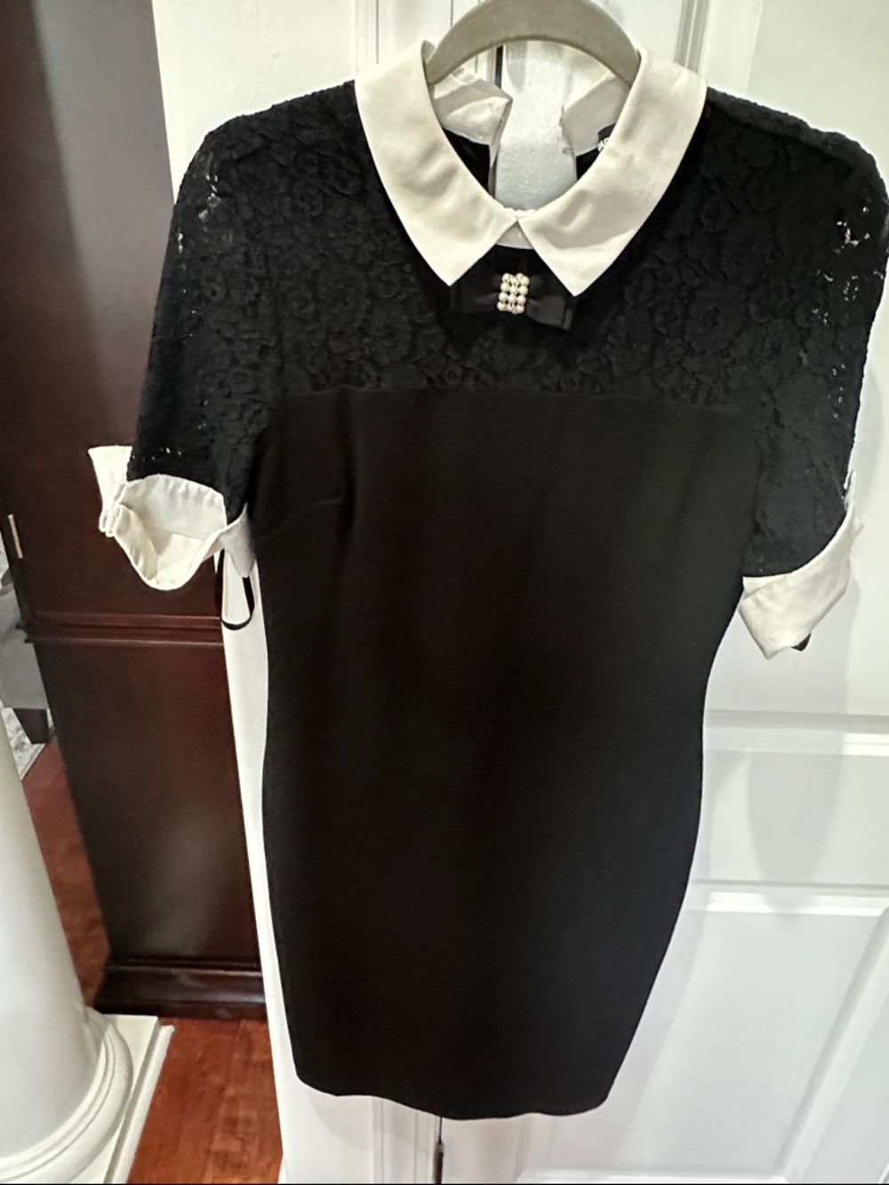 3 dresses - Picture 2 of 7